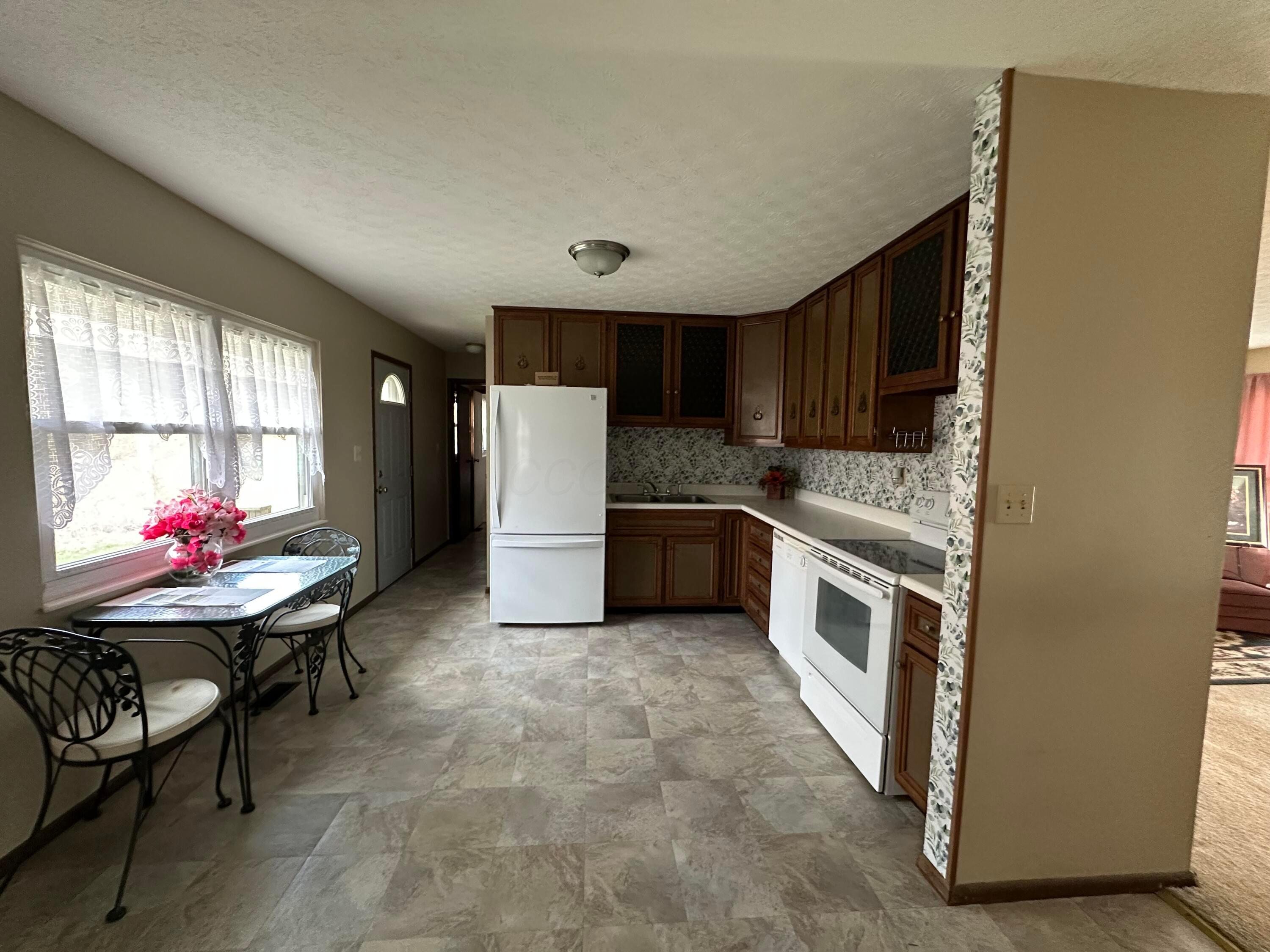 707 Edgehill Drive