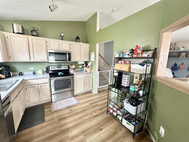 1758 Quail Meadows Drive