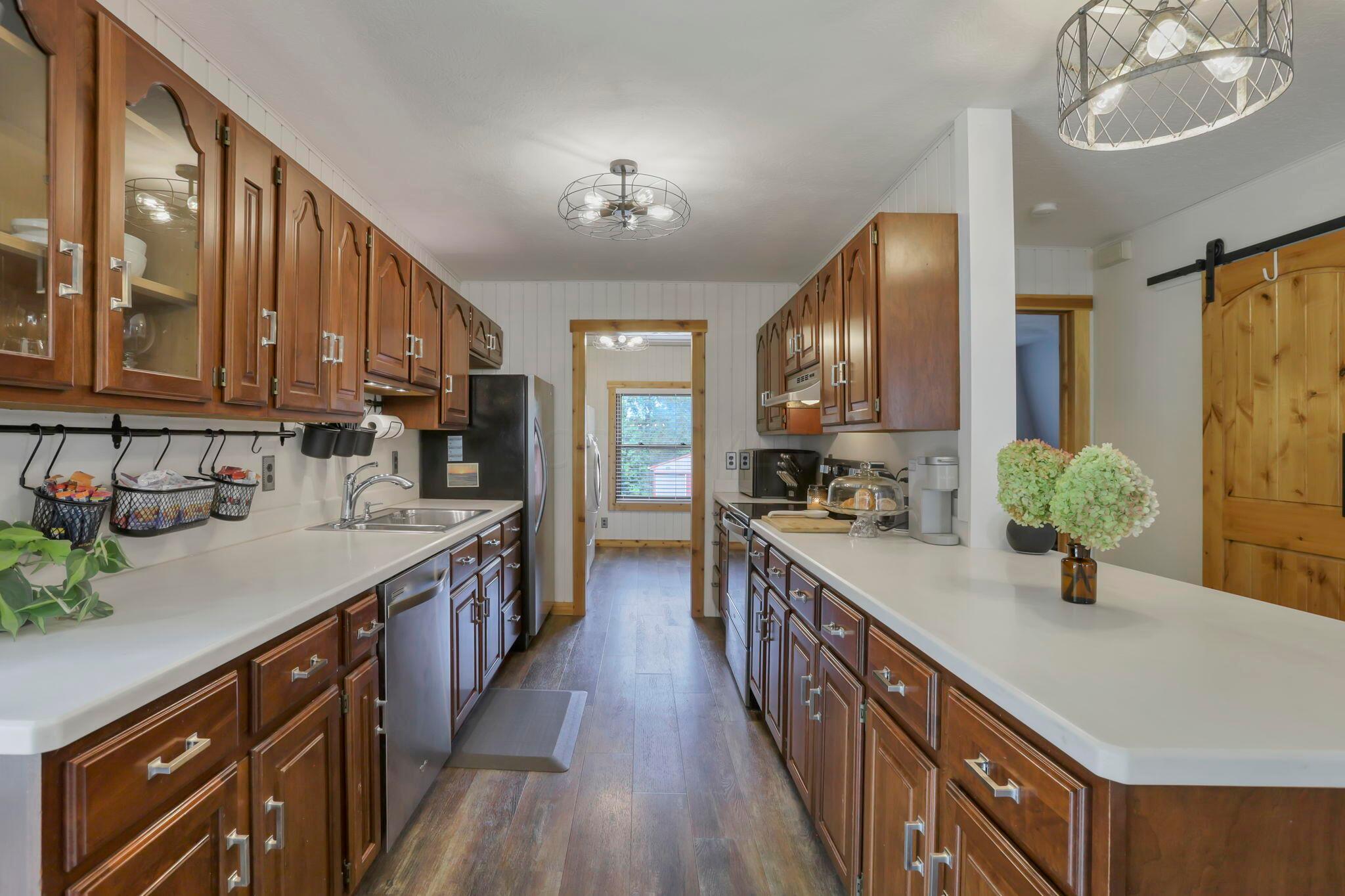 5930 US Highway 22 NW