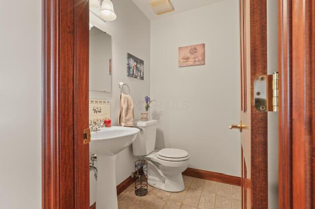 1270 Ashwood Court