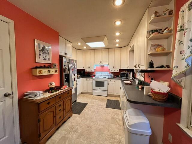 150 Williamsburg Lane NW