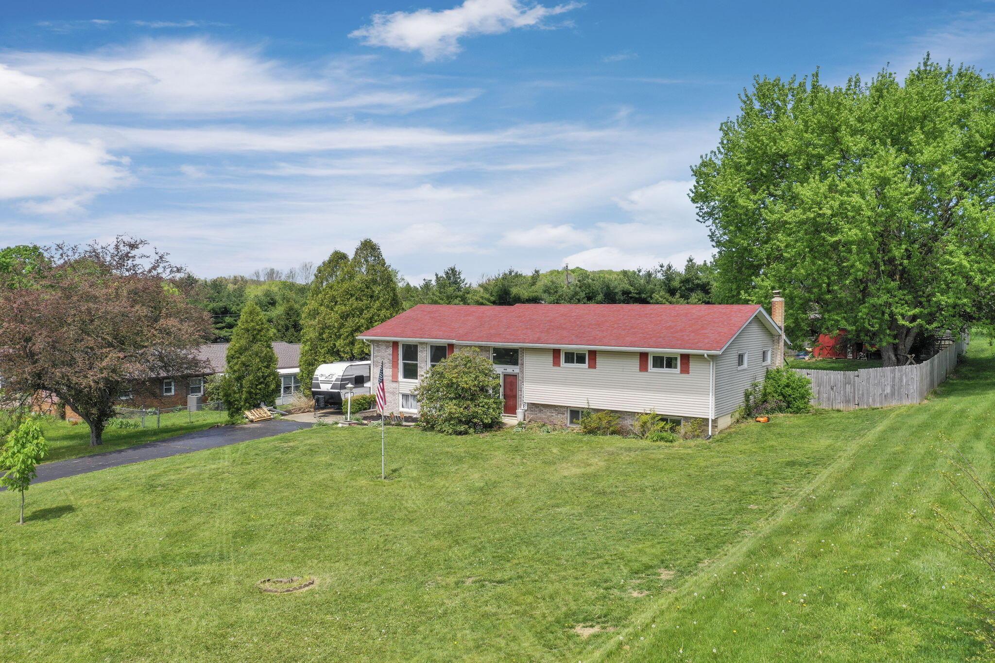 848 Carpico Drive NE