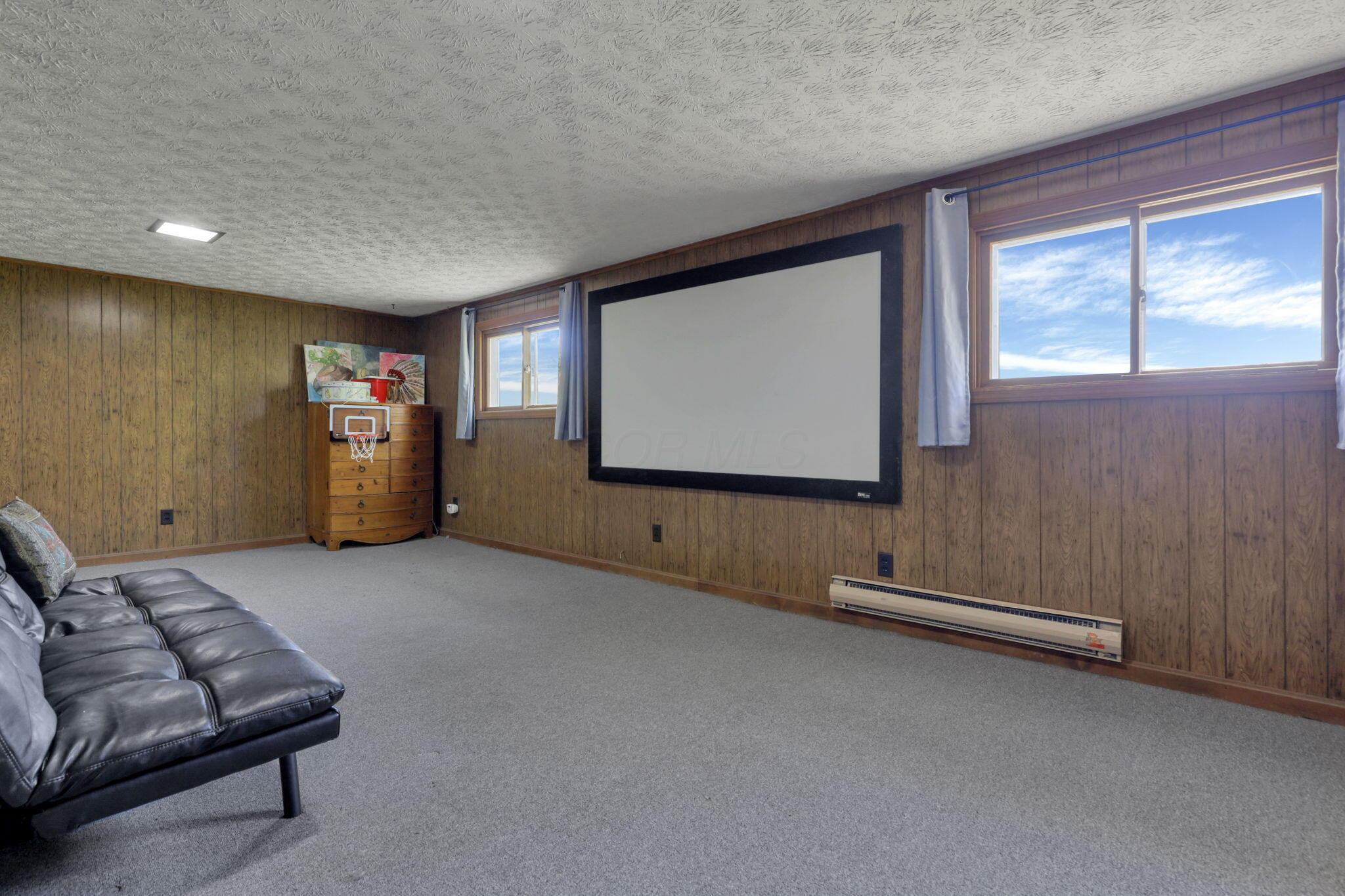 848 Carpico Drive NE