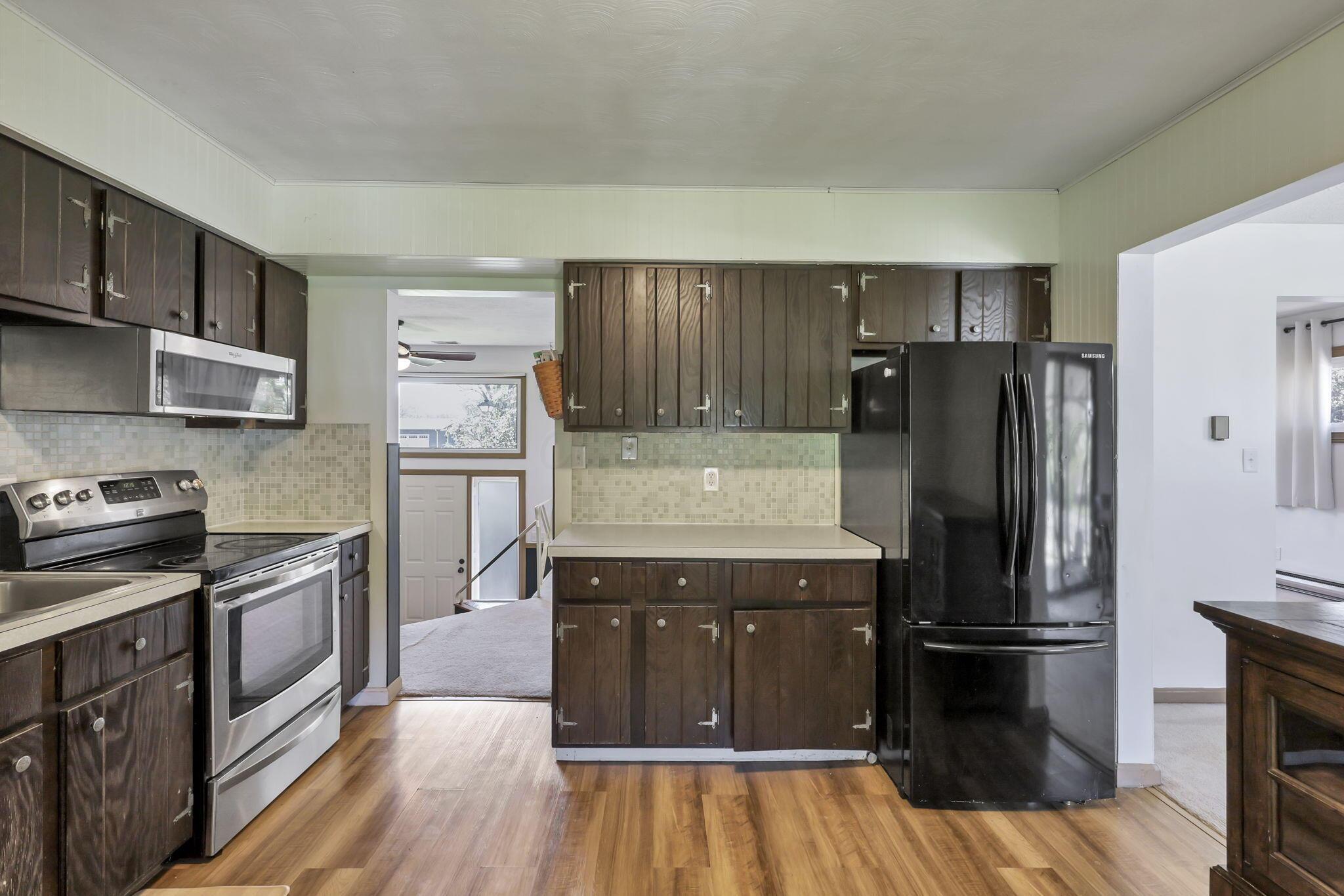848 Carpico Drive NE