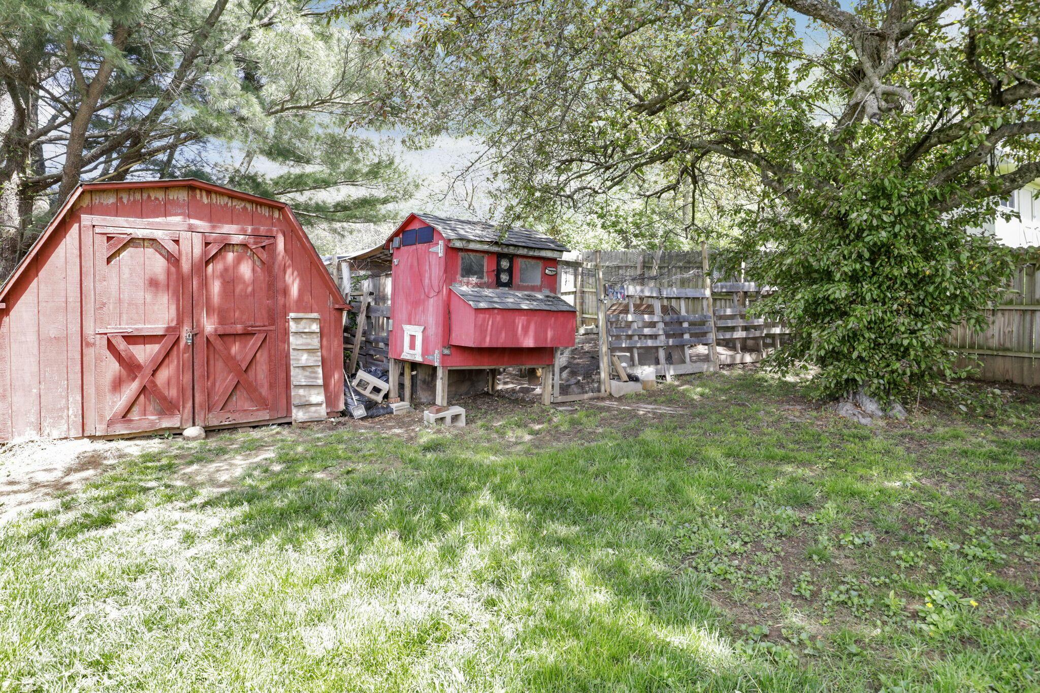 848 Carpico Drive NE