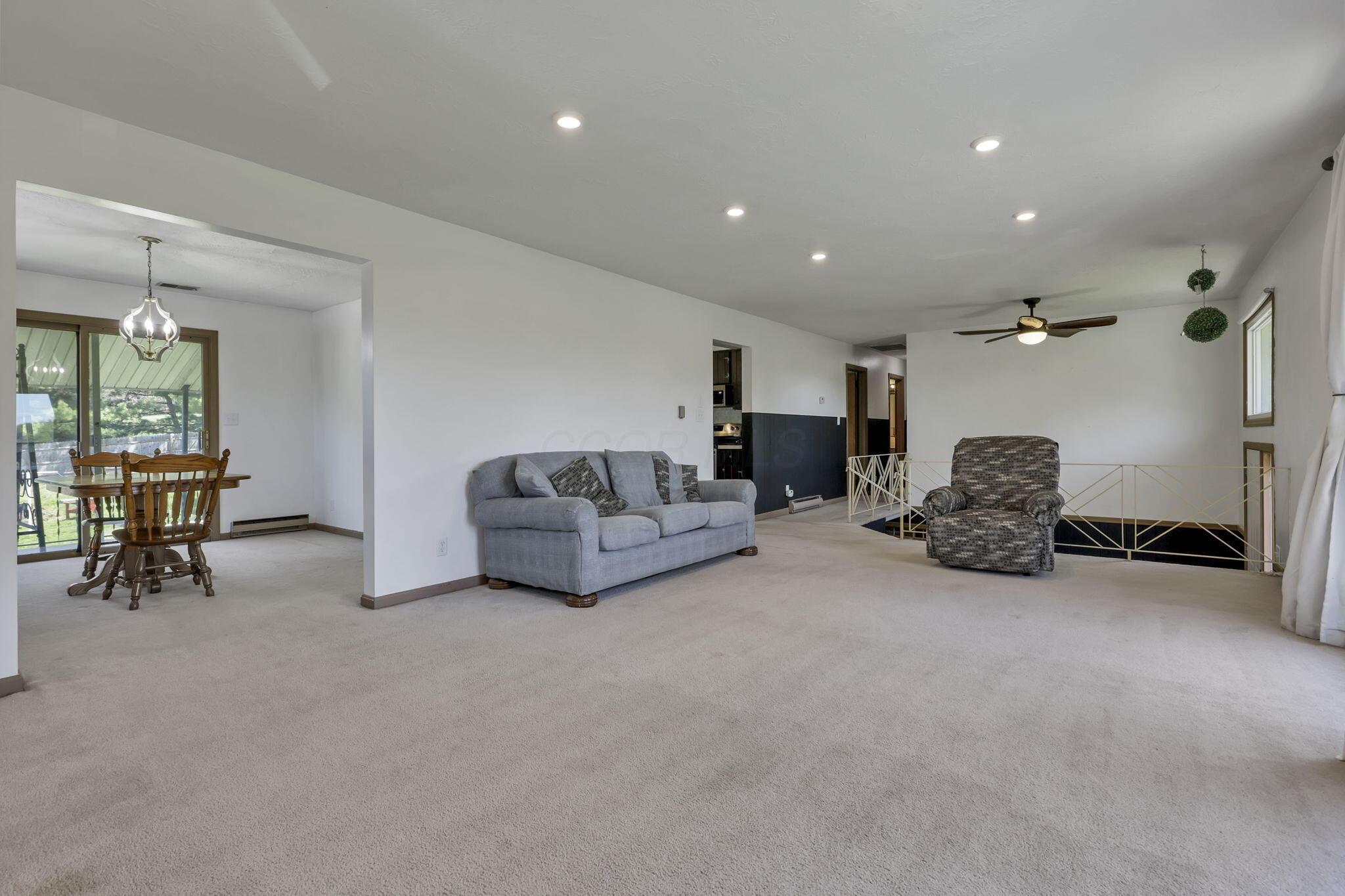 848 Carpico Drive NE