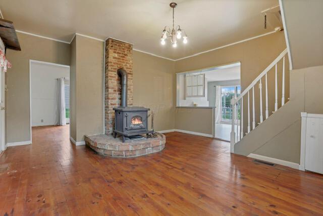 7621 Main Street