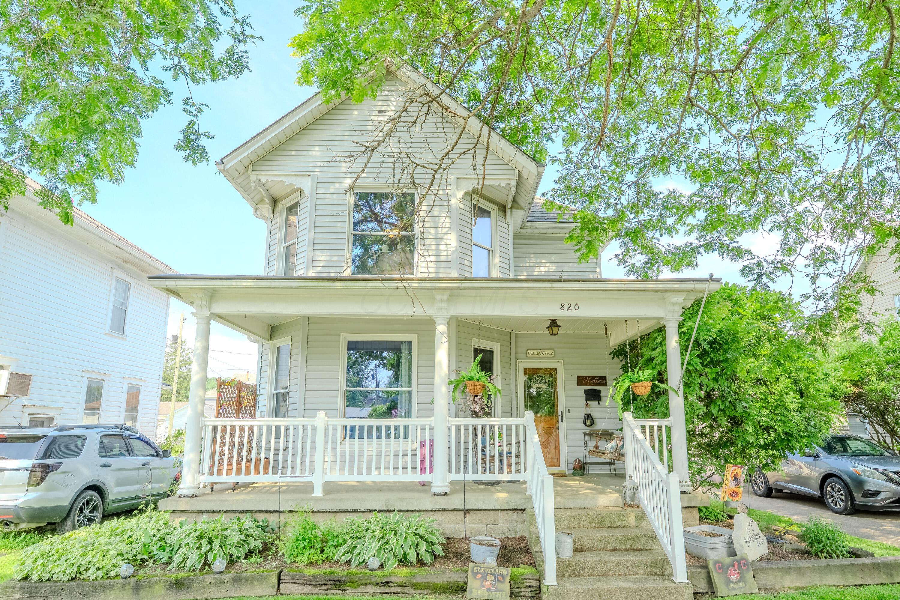 820 Walnut Street