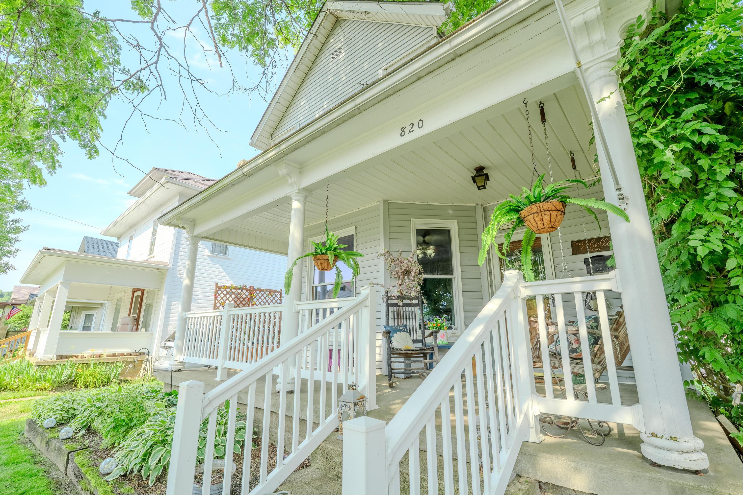 820 Walnut Street
