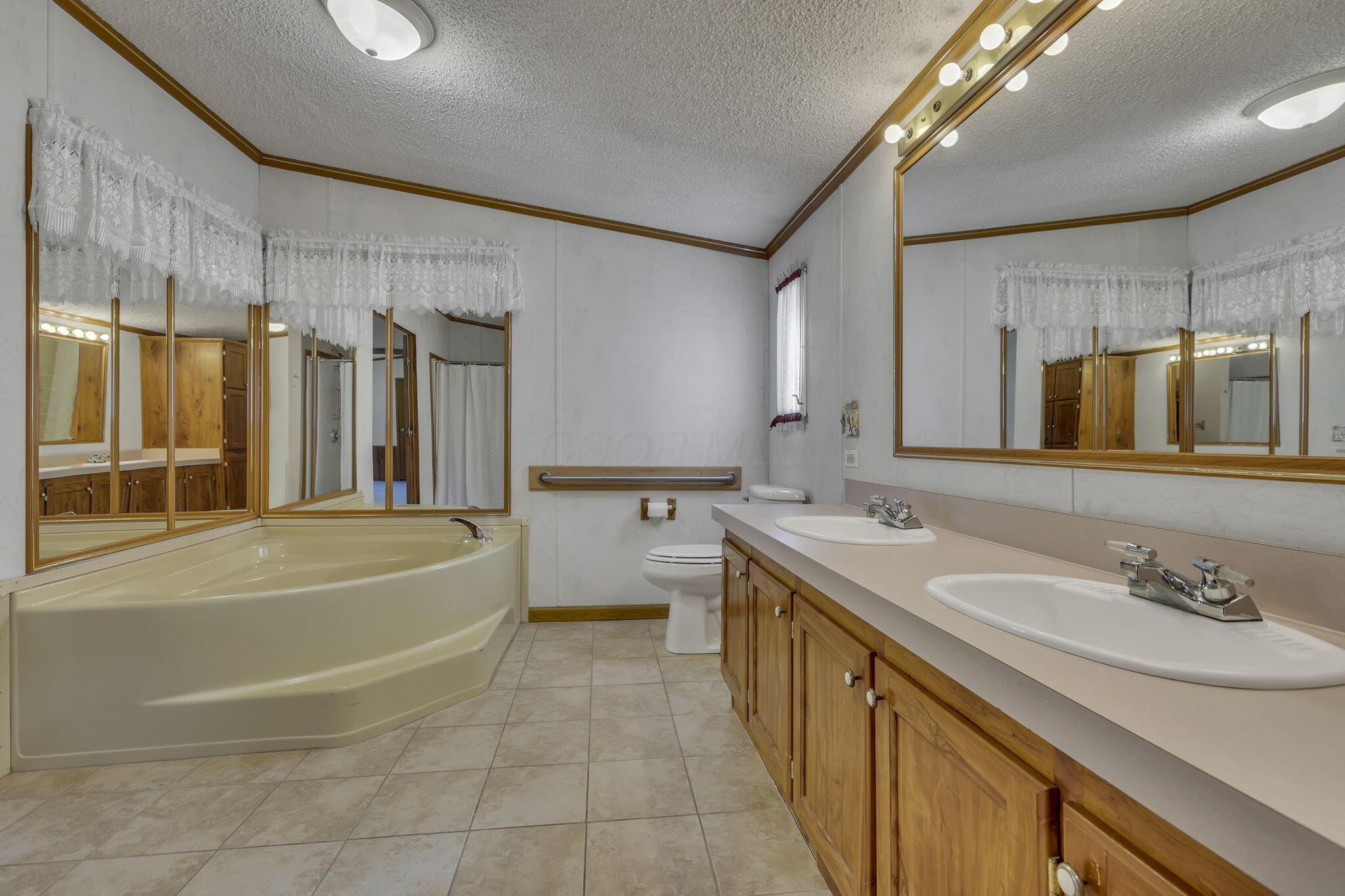 1930 Fairview Road SE