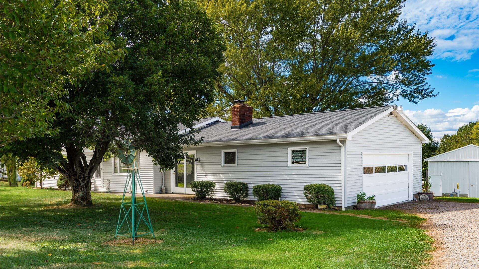 2945 Shaw Road