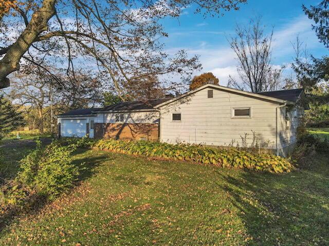 1010 County Line Road NE