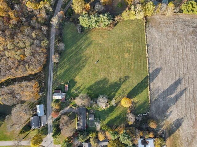 1010 County Line Road NE