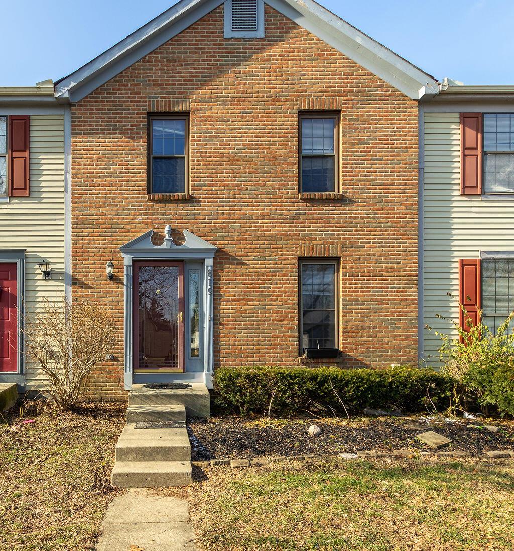 819 Crofton Place