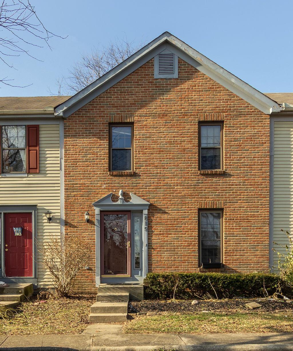 819 Crofton Place