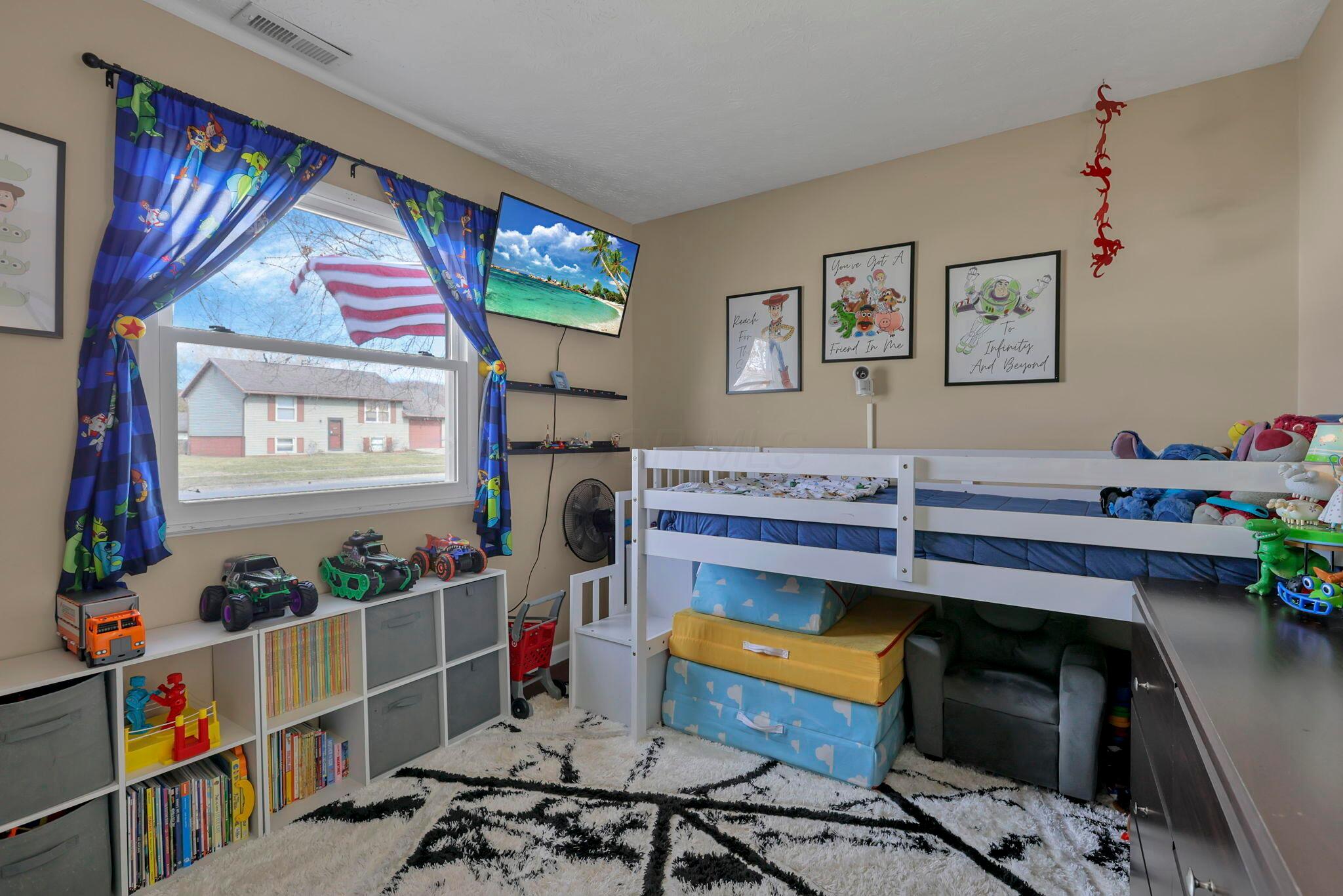 426 Ridgemere Way