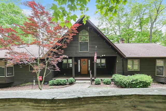 1640 Cardinal Hill Lane