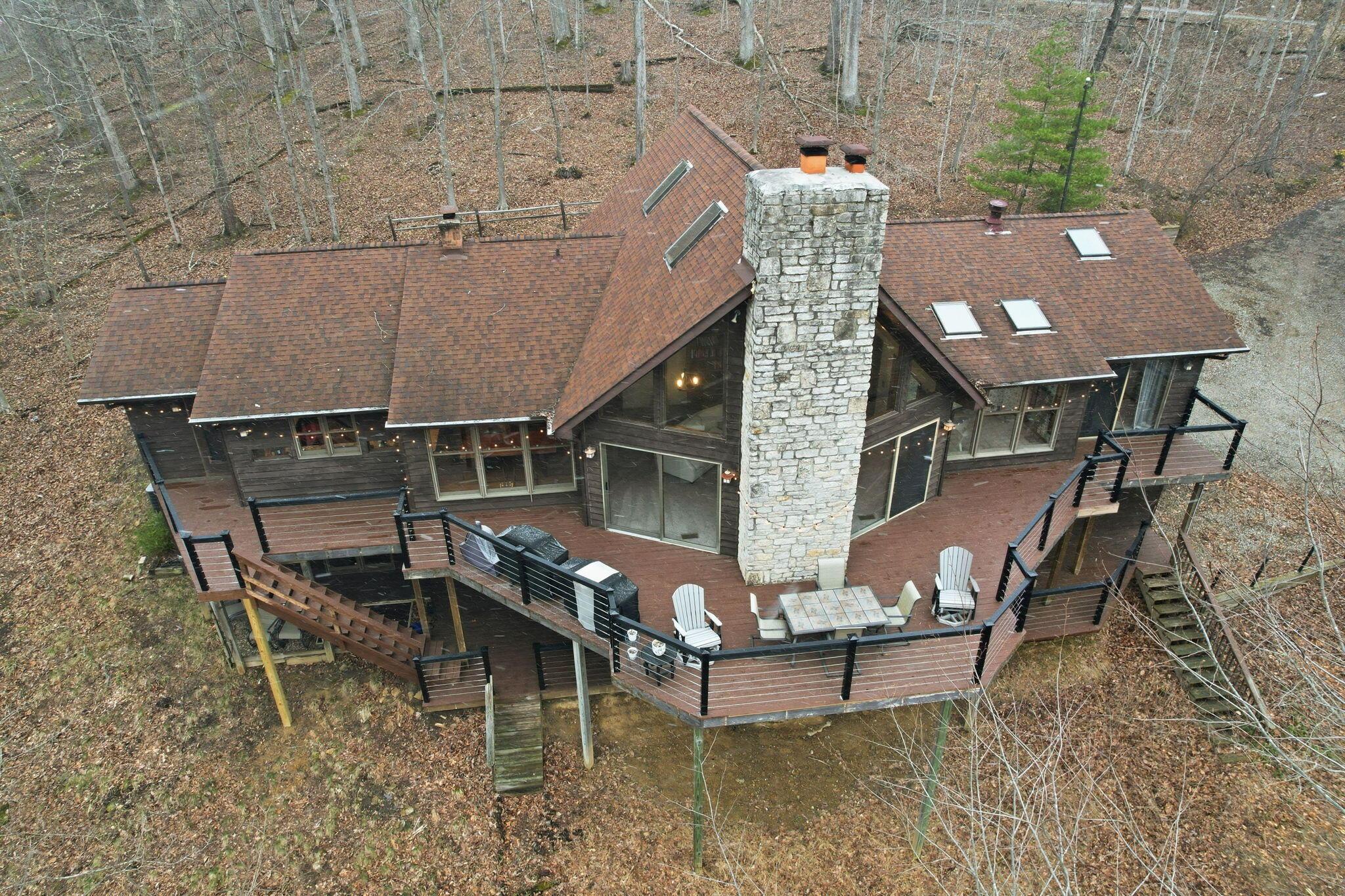 1640 Cardinal Hill Lane