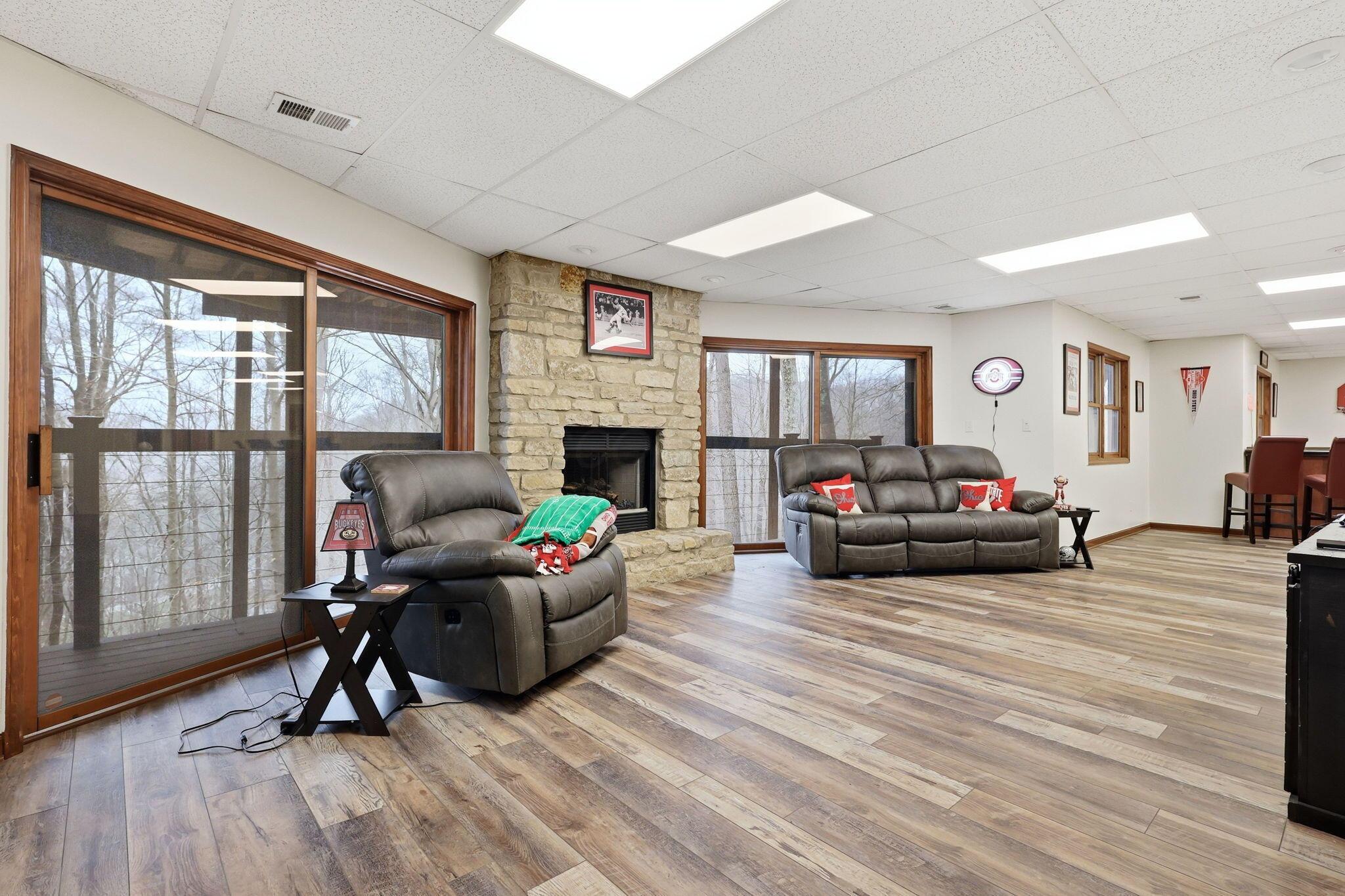 1640 Cardinal Hill Lane