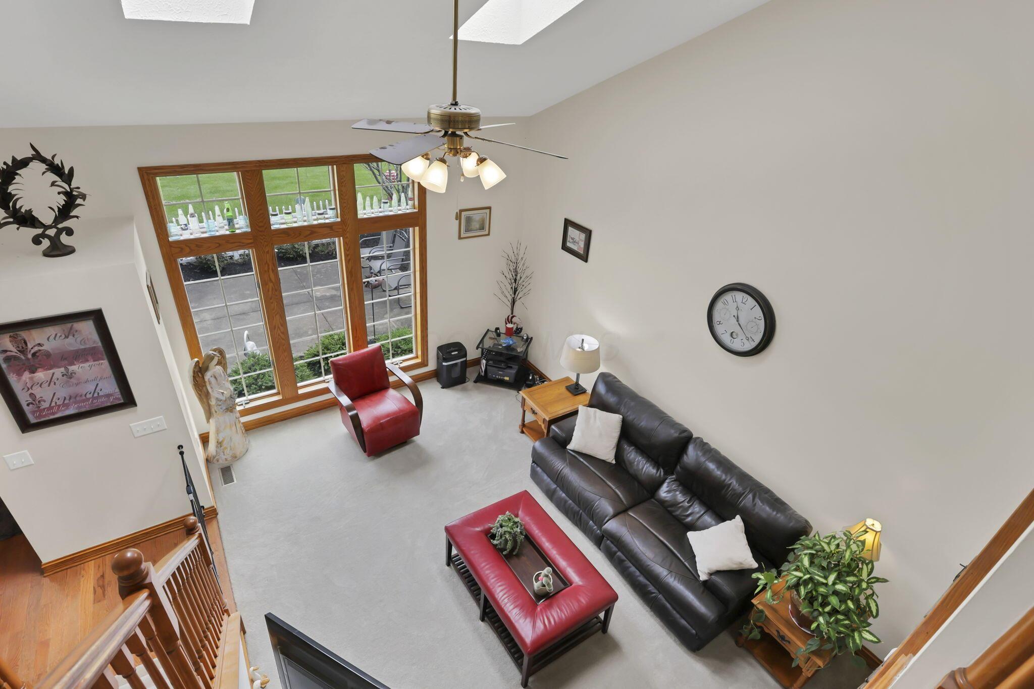 1368 Coonpath Road NW