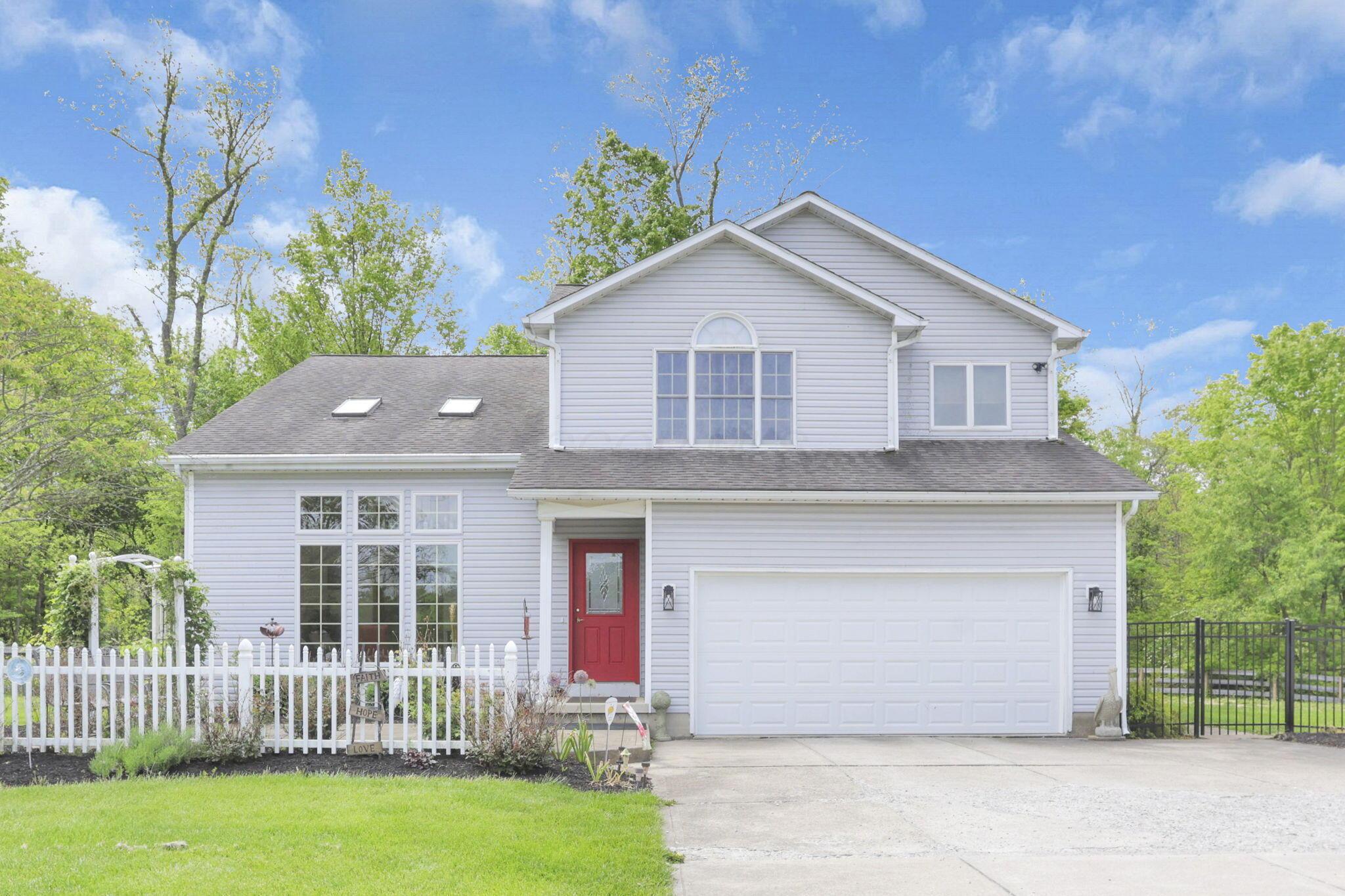 1368 Coonpath Road NW