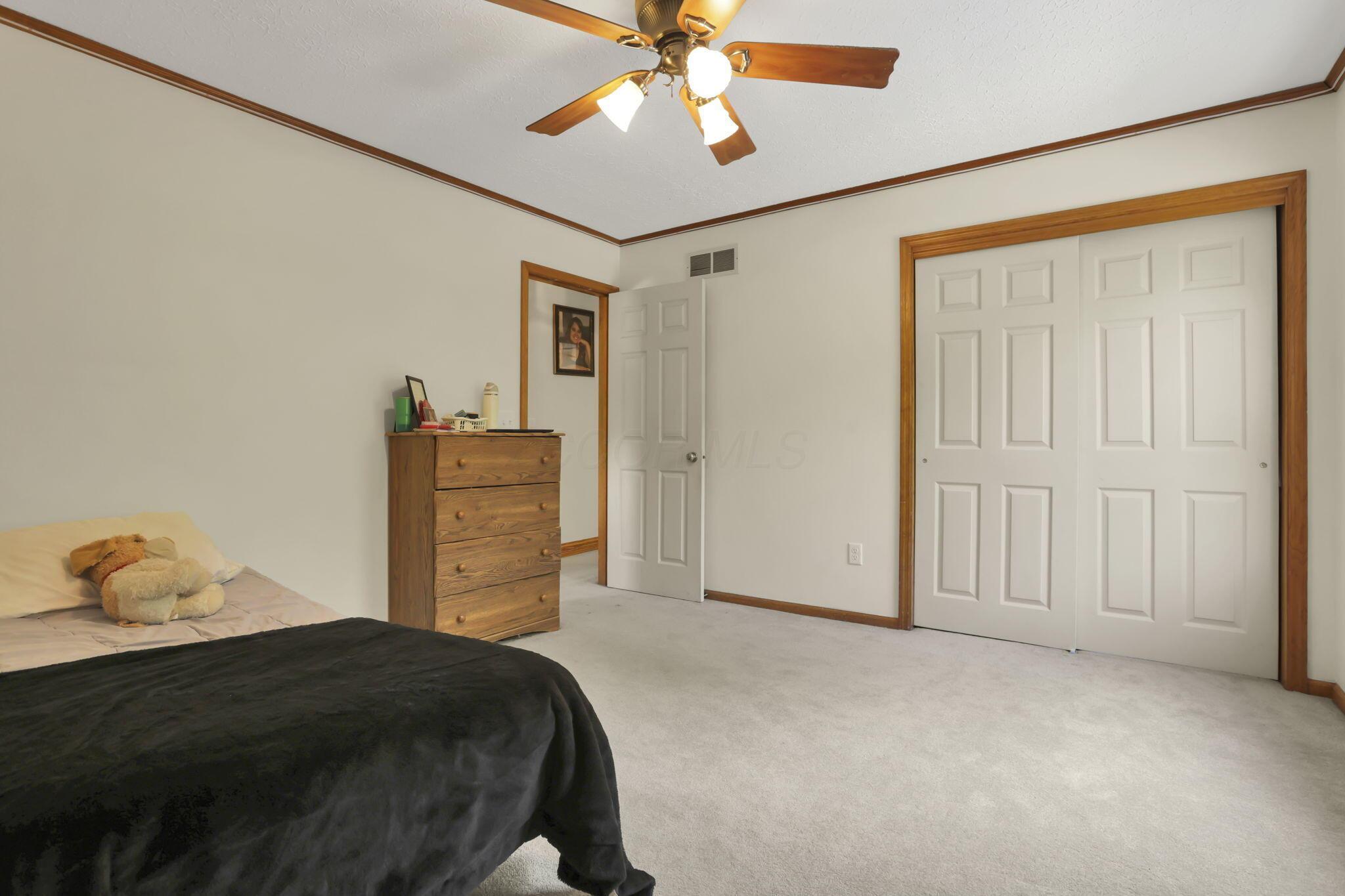 1368 Coonpath Road NW