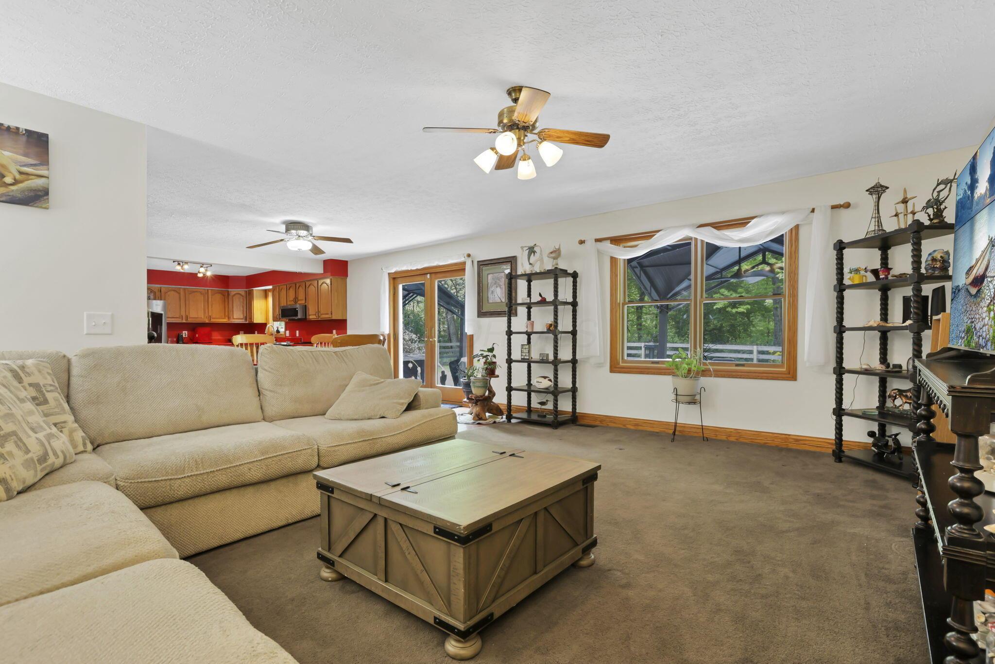 1368 Coonpath Road NW