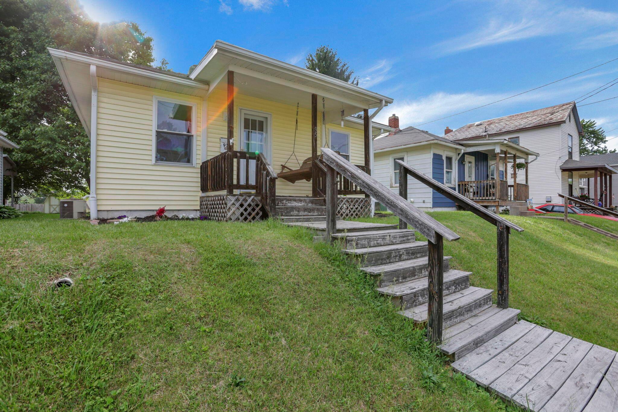 95 S Pembroke Avenue