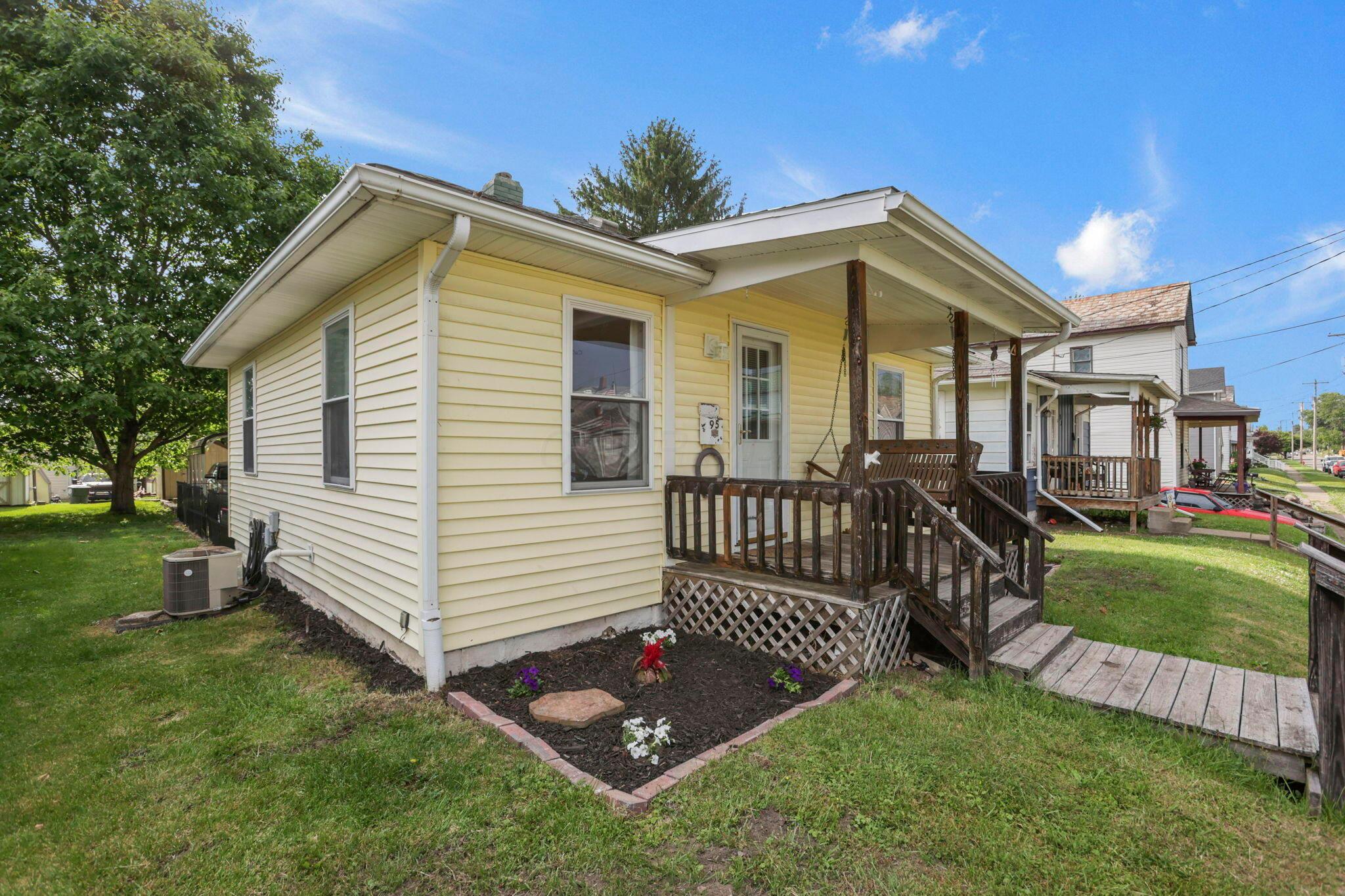 95 S Pembroke Avenue
