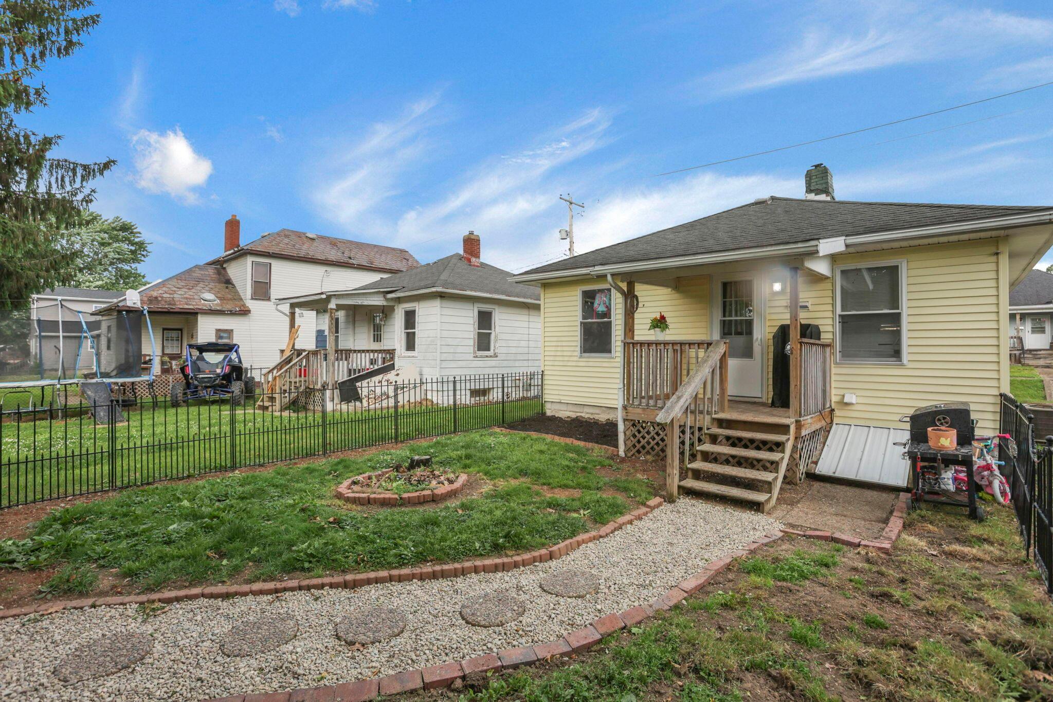 95 S Pembroke Avenue