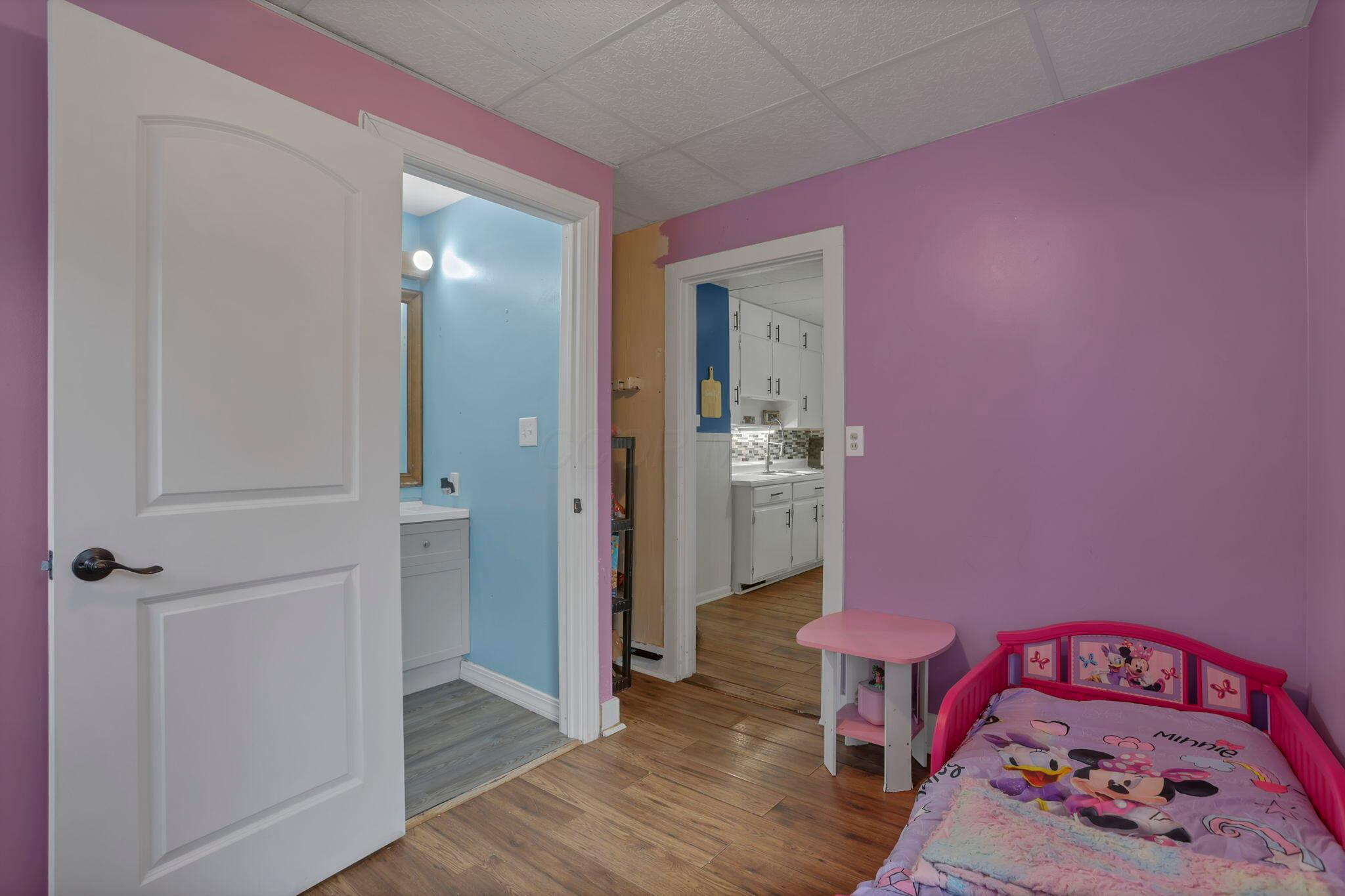 95 S Pembroke Avenue
