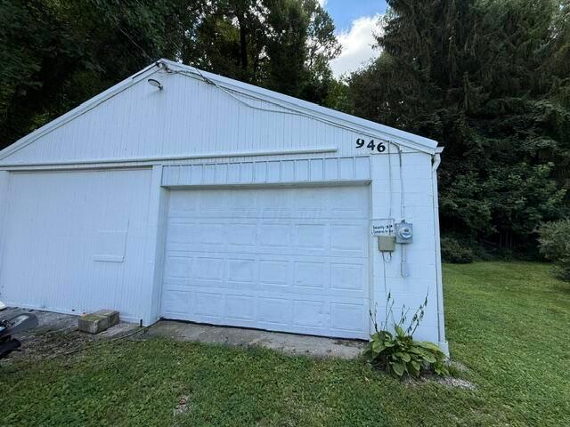 946 Meadowview Avenue