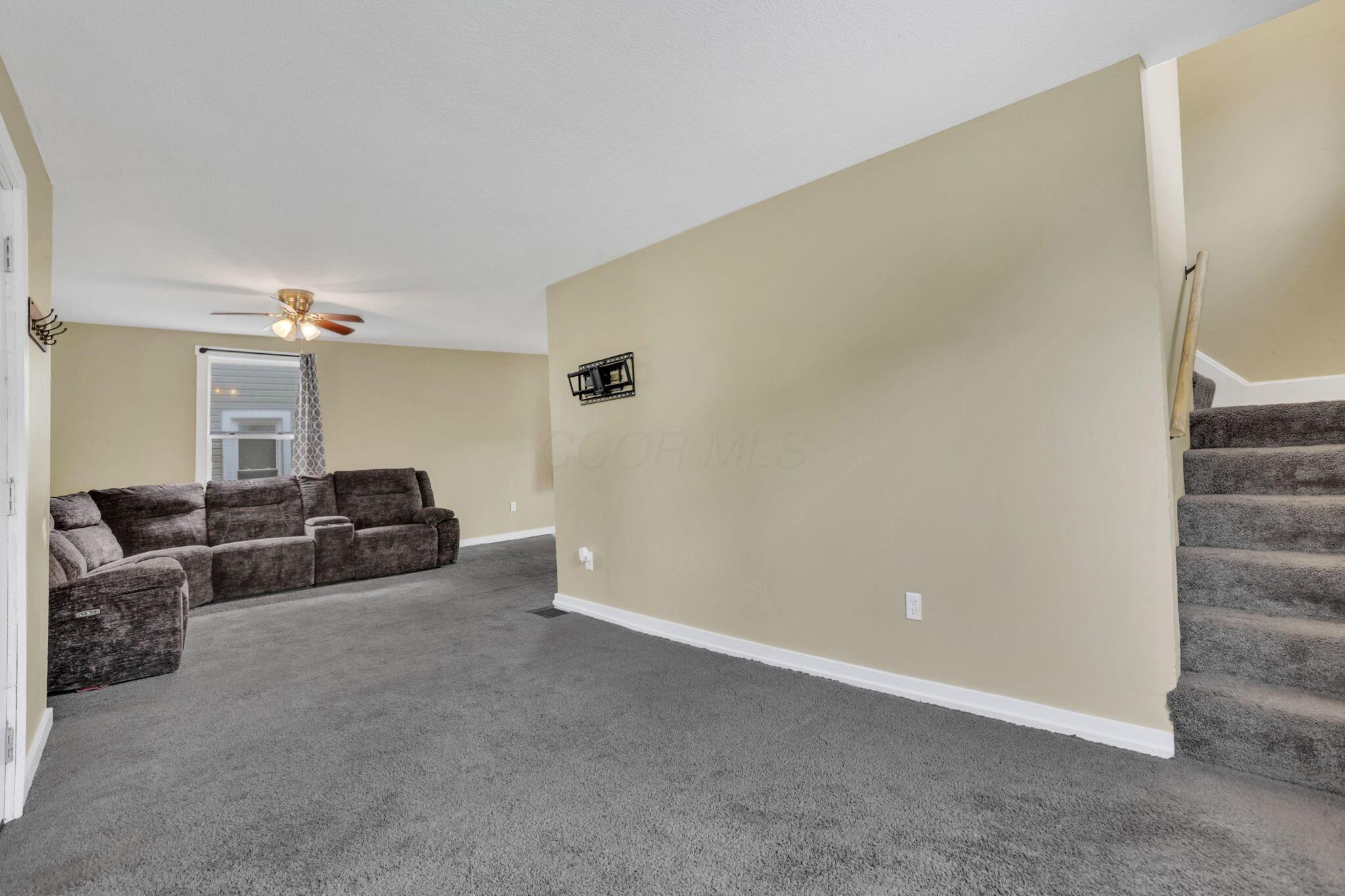 643 E Walnut Street