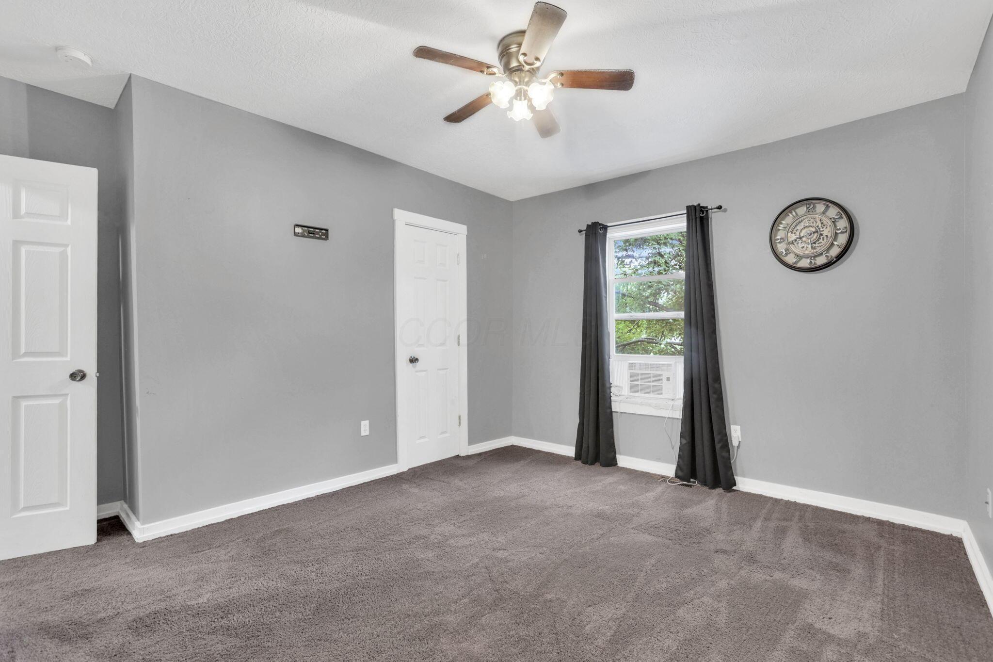 643 E Walnut Street