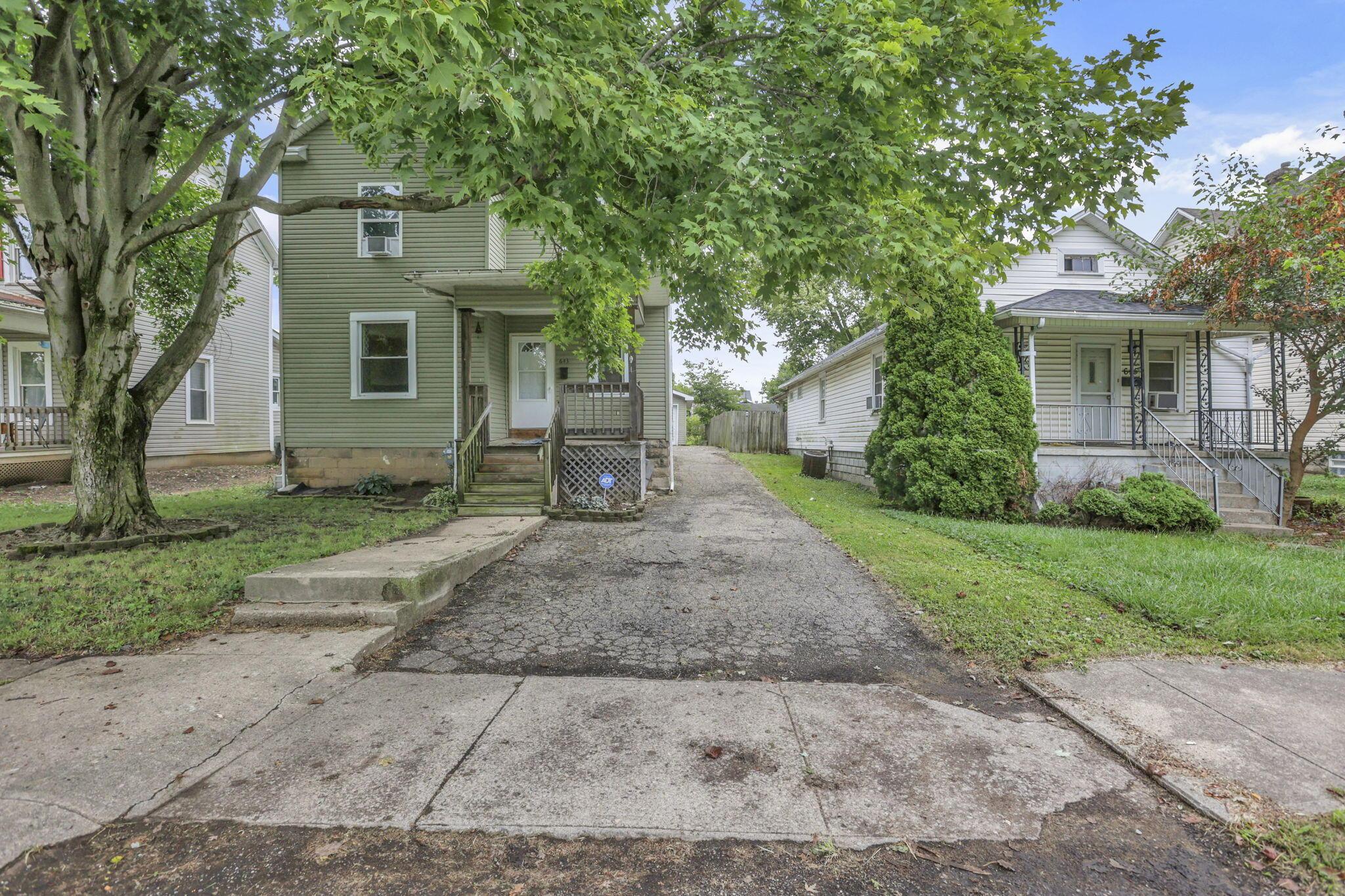 643 E Walnut Street
