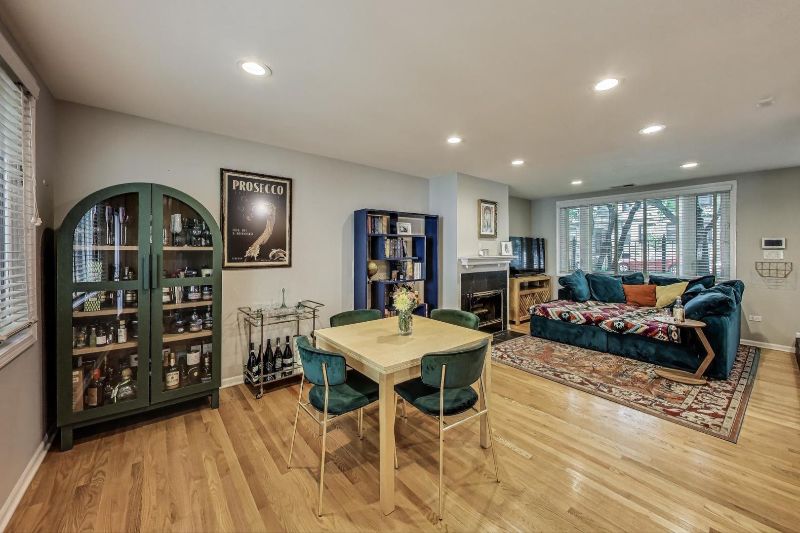 3900 N Fremont Street Unit: I