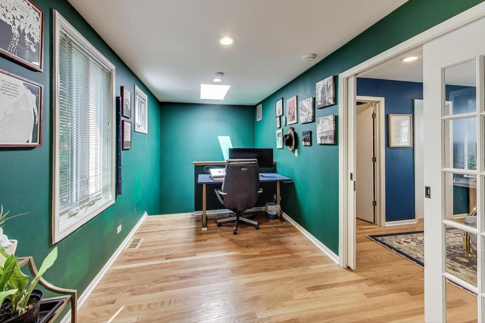 3900 N Fremont Street Unit: I