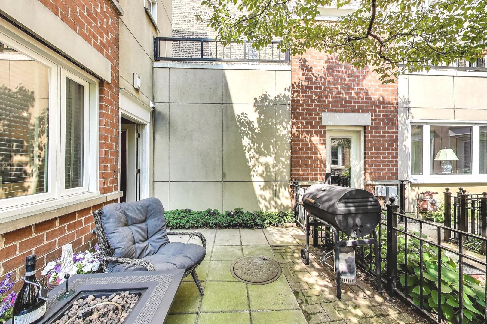 3900 N Fremont Street Unit: I