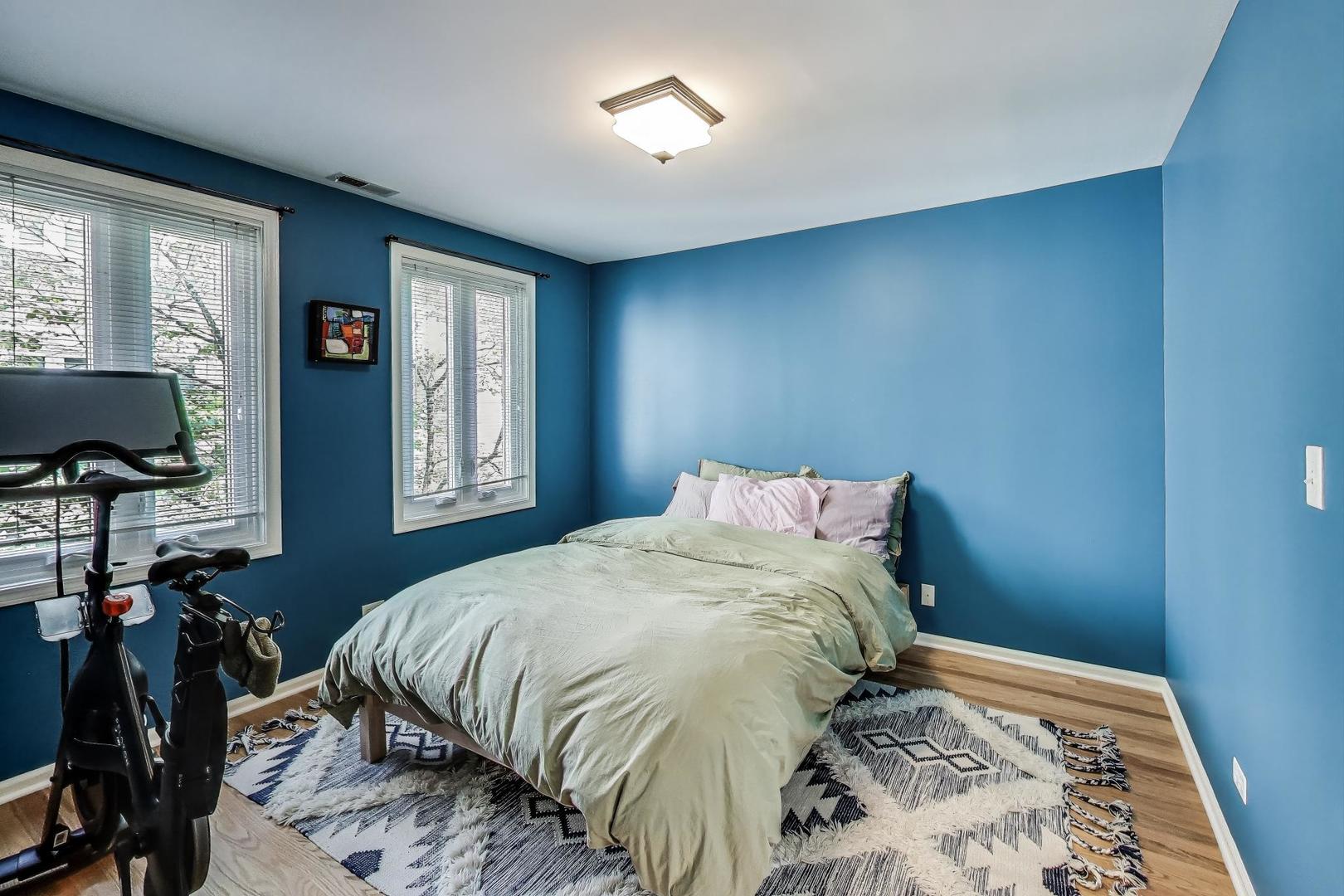 3900 N Fremont Street Unit: I