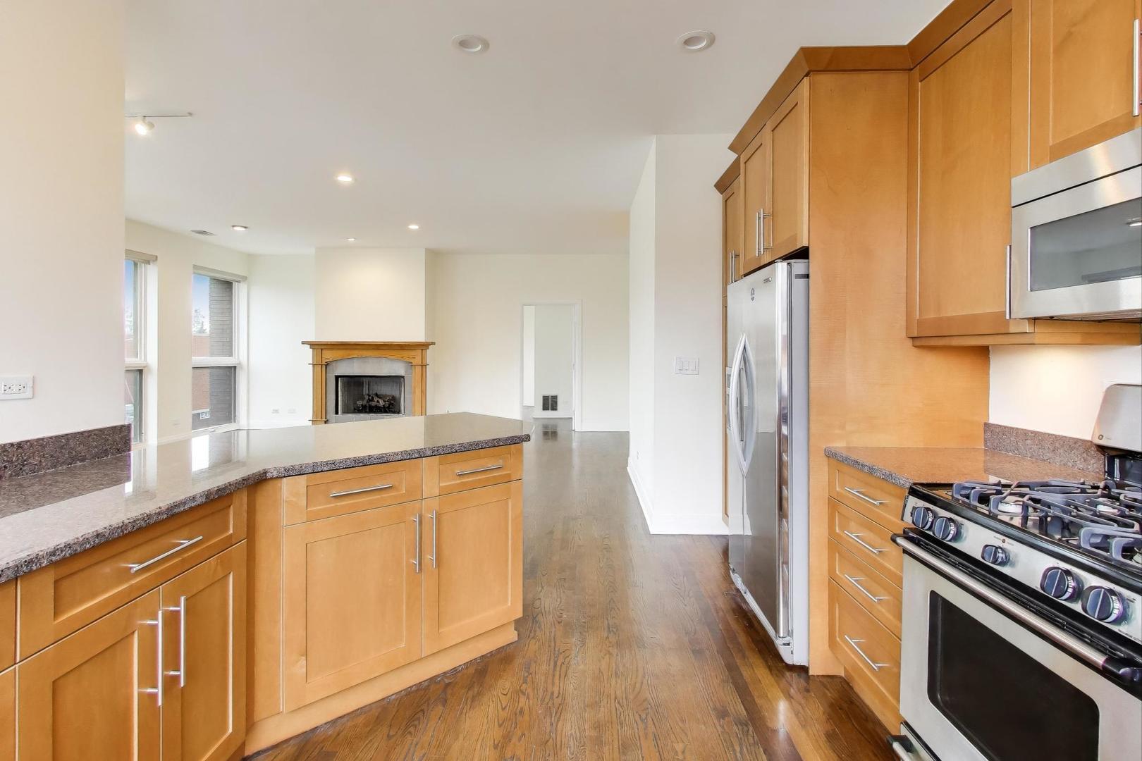 3601 N Southport Avenue Unit: 3A