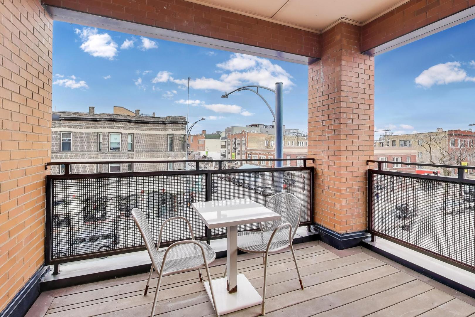 3601 N Southport Avenue Unit: 3A