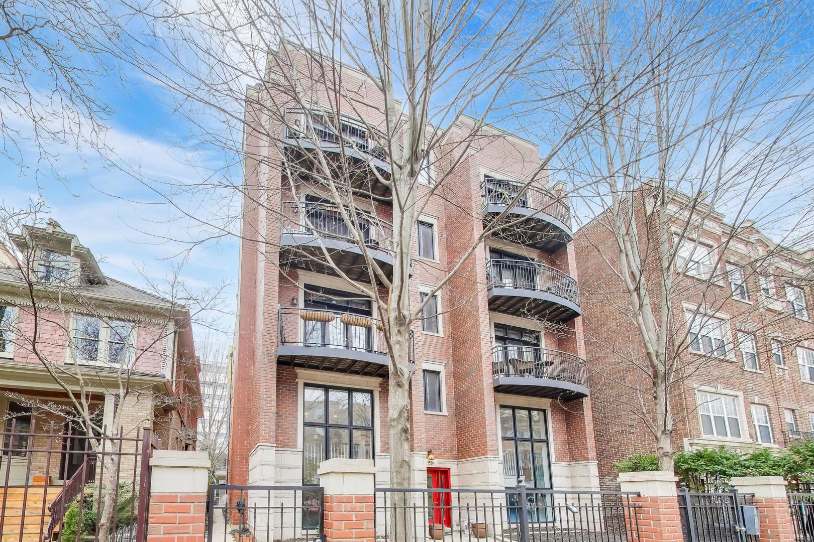 5526 N Winthrop Avenue Unit: 2N