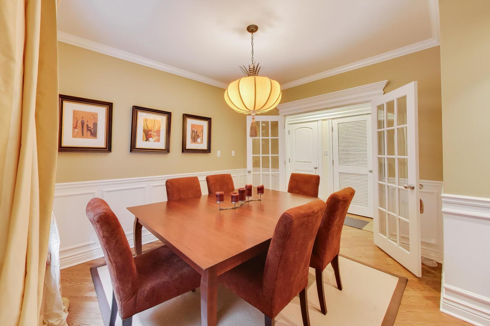 5526 N Winthrop Avenue Unit: 2N