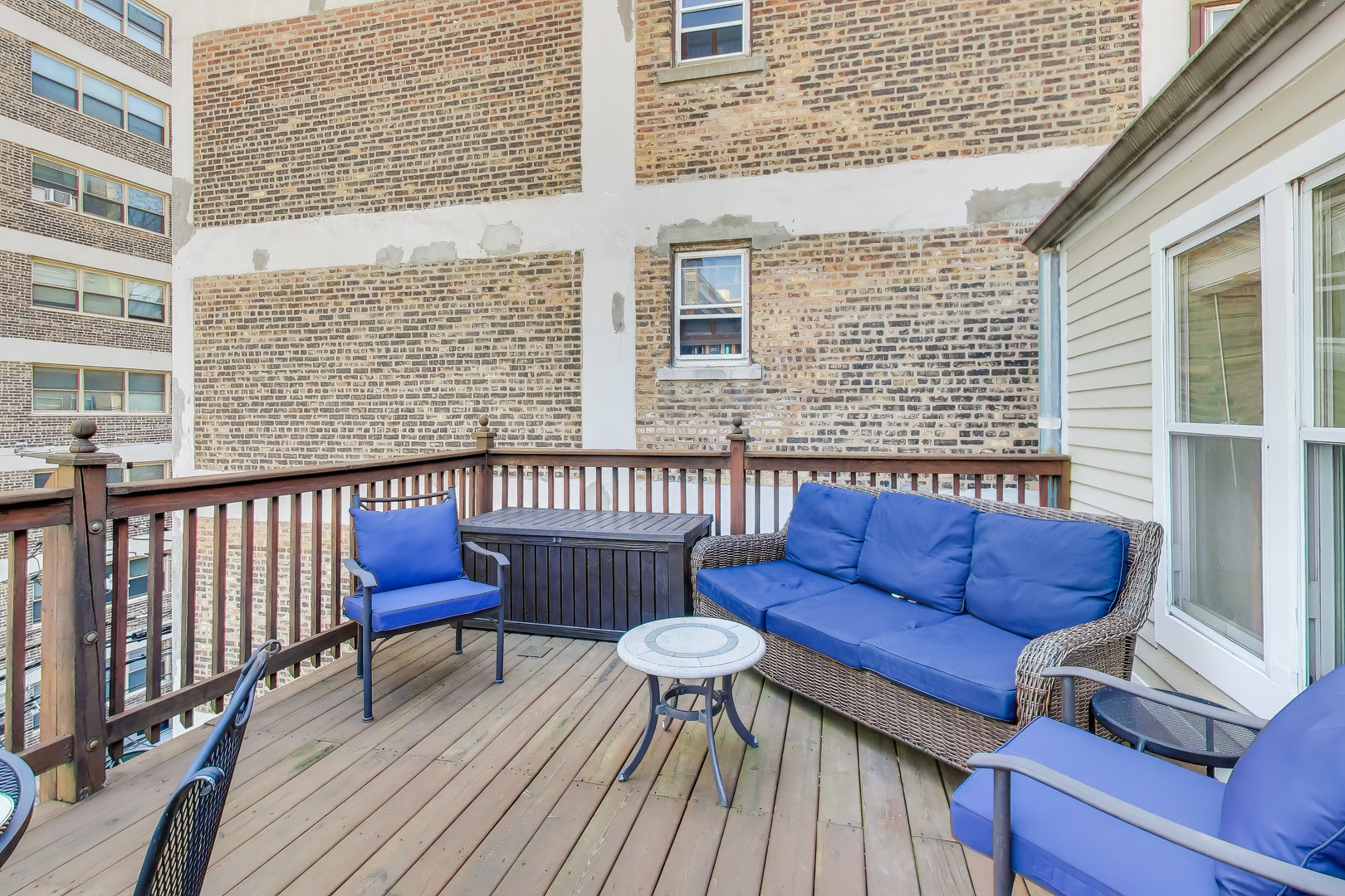 5637 N KENMORE Avenue Unit: 3