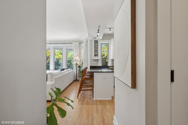 4901 N Leavitt Street Unit: B3