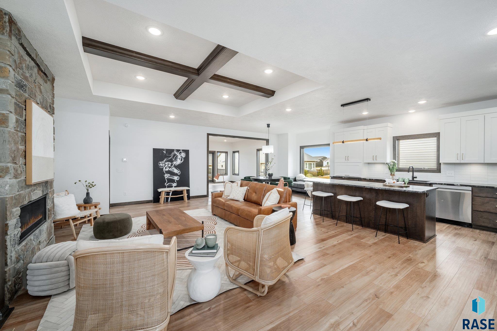 104 N Piper Dr