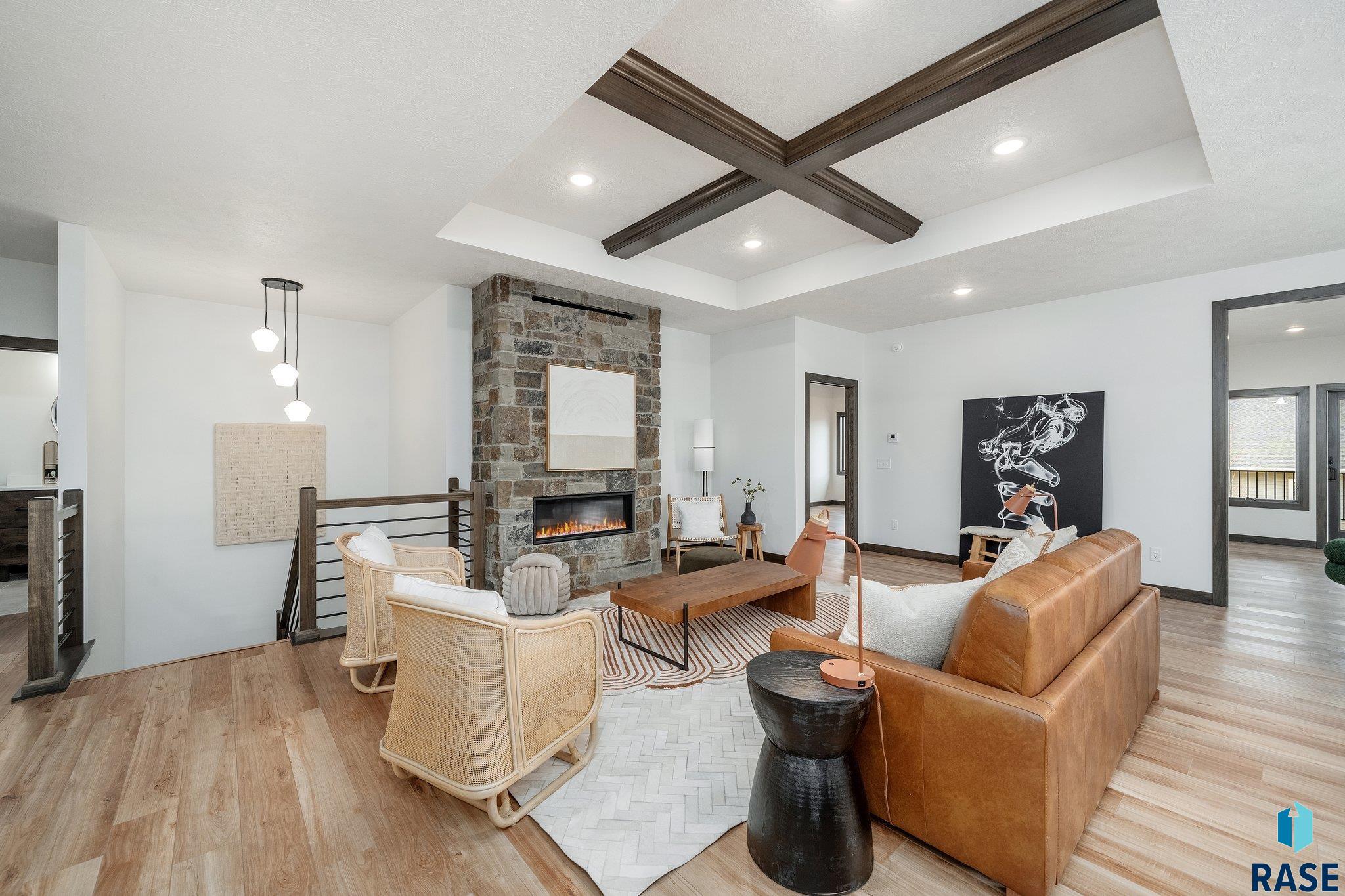 104 N Piper Dr