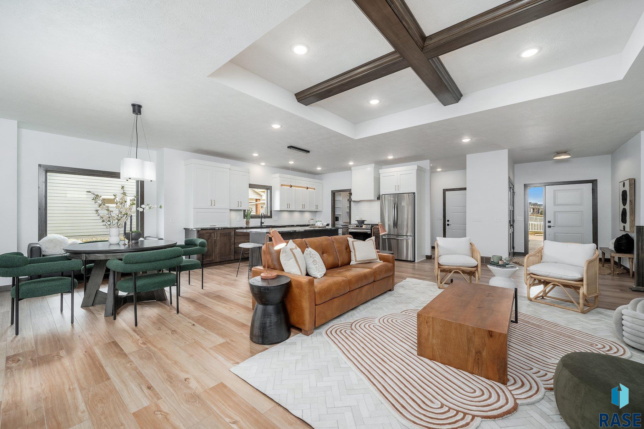 104 N Piper Dr