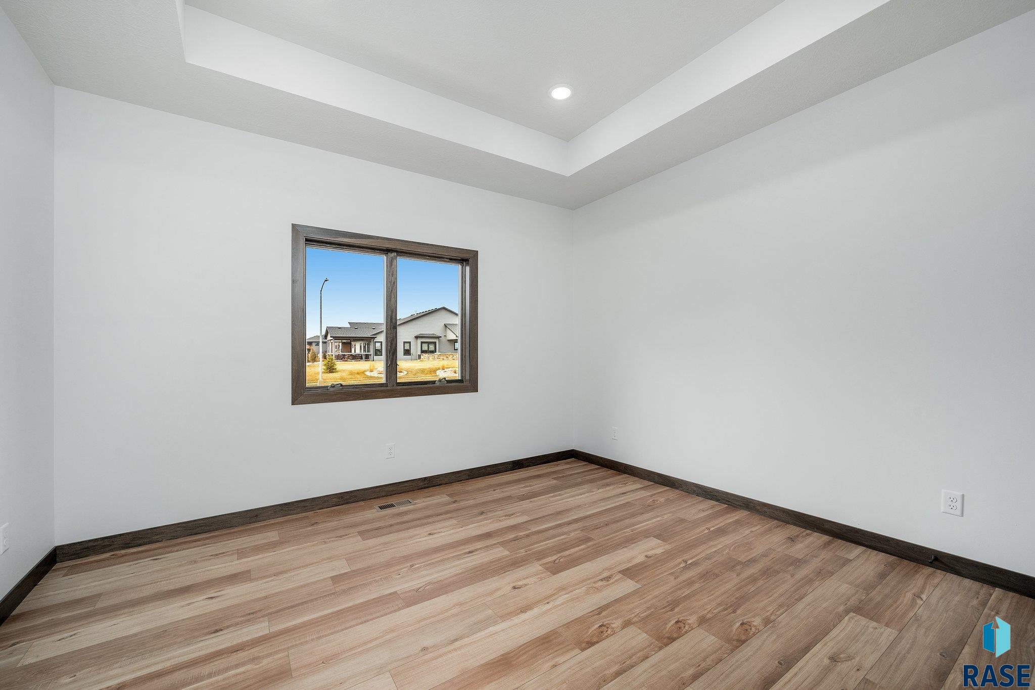 104 N Piper Dr