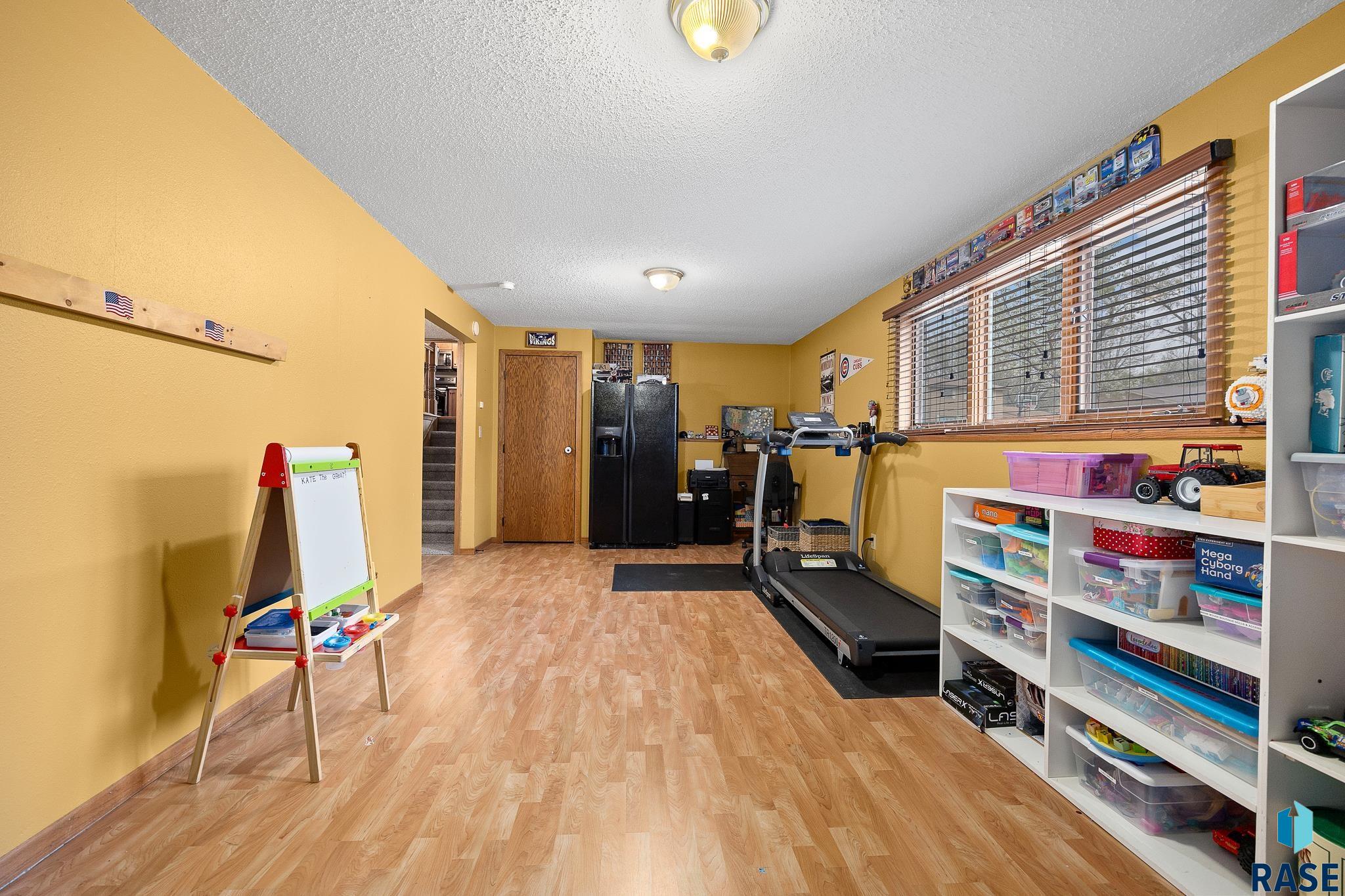 1505 E Sylvan Cir